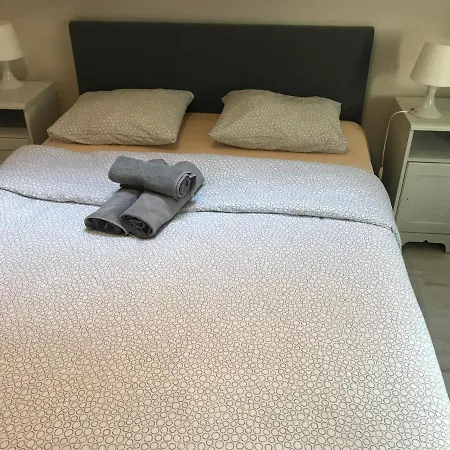 Хостел Rosemary's Private Ensuite In Old Town