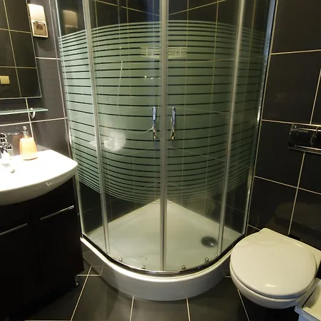 Хостел Rosemary's Private Ensuite In Old Town *