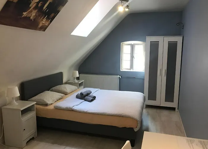 Hostel Rosemary's Private Ensuite In Old Town *