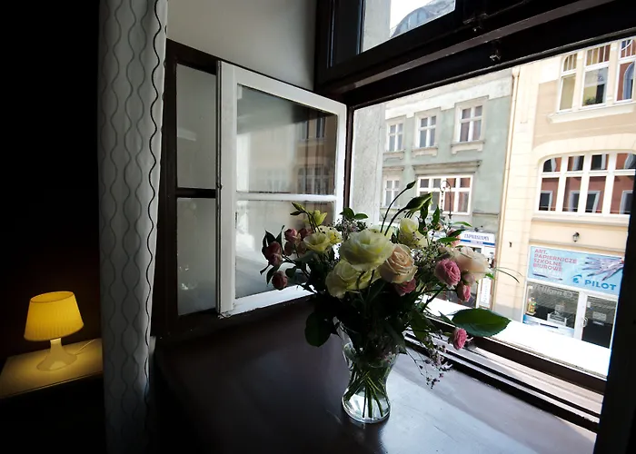 Rosemary's Private Ensuite In Old Town Hostel Posen