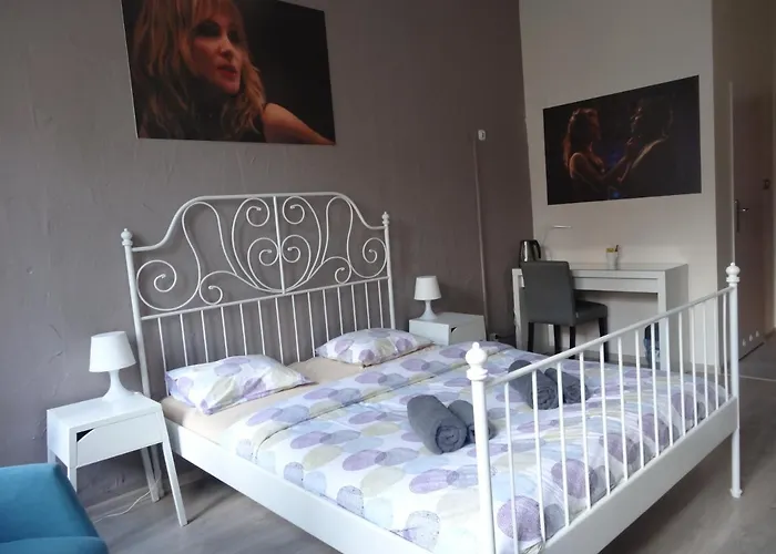 Hostel Rosemary's Private Ensuite In Old Town *