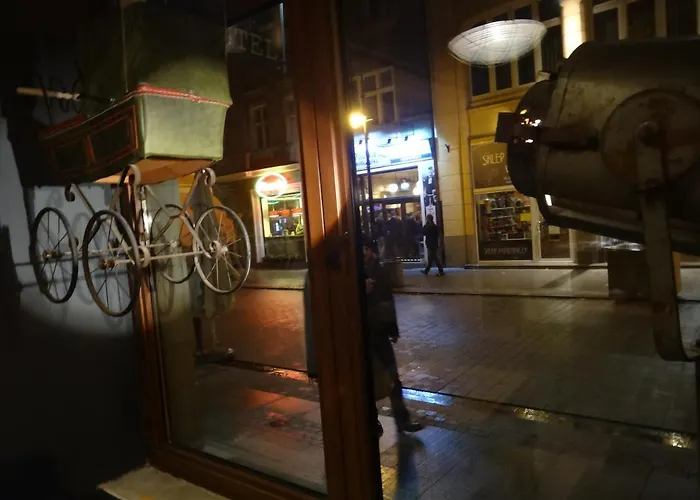 Rosemary's Private Ensuite In Old Town Hostel Posen