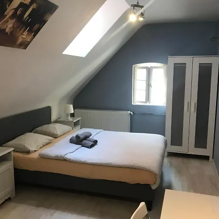 Vandrerhjem Rosemary's Private Ensuite In Old Town *