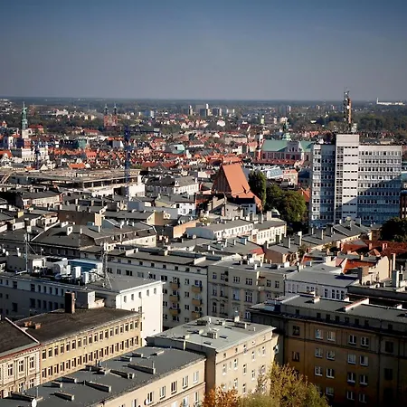 Rosemary's Private Ensuite In Old Town Poznań