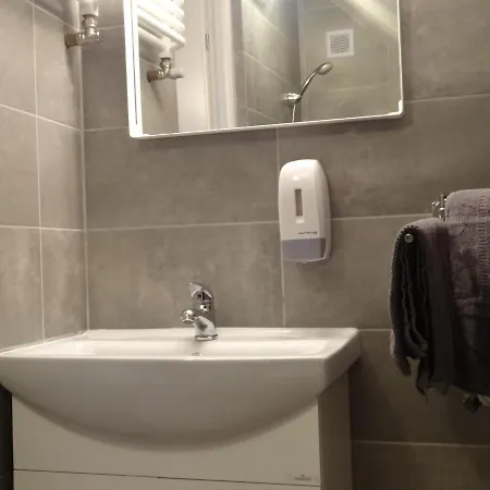 Albergue Rosemary's Private Ensuite In Old Town *