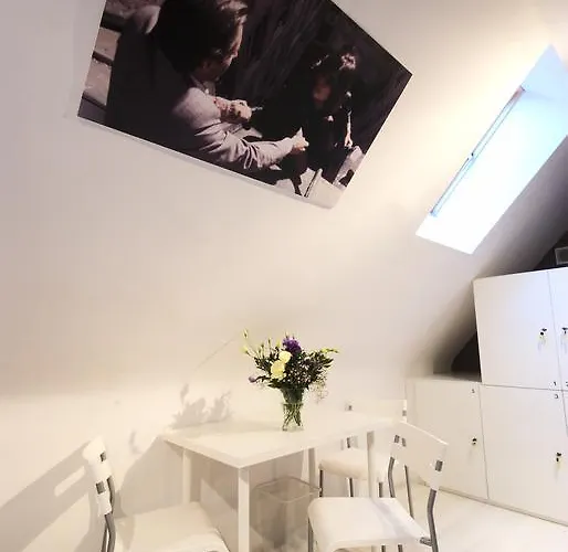 Rosemary's Private Ensuite In Old Town Ostello *