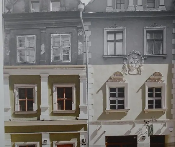 Rosemary's Private Ensuite In Old Town Poznań